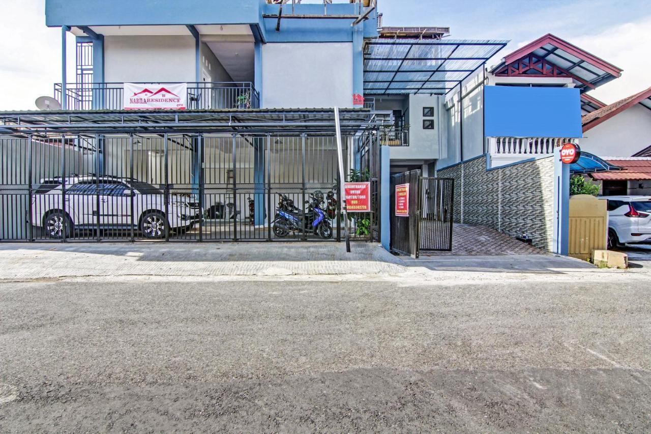 Oyo 90704 Nabila Residence Syariah Padang  Extérieur photo