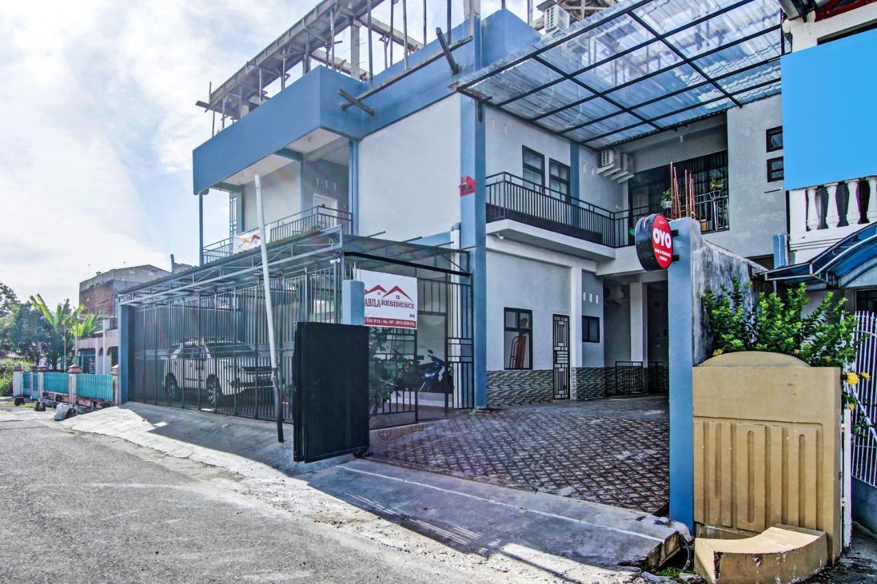 Oyo 90704 Nabila Residence Syariah Padang  Extérieur photo