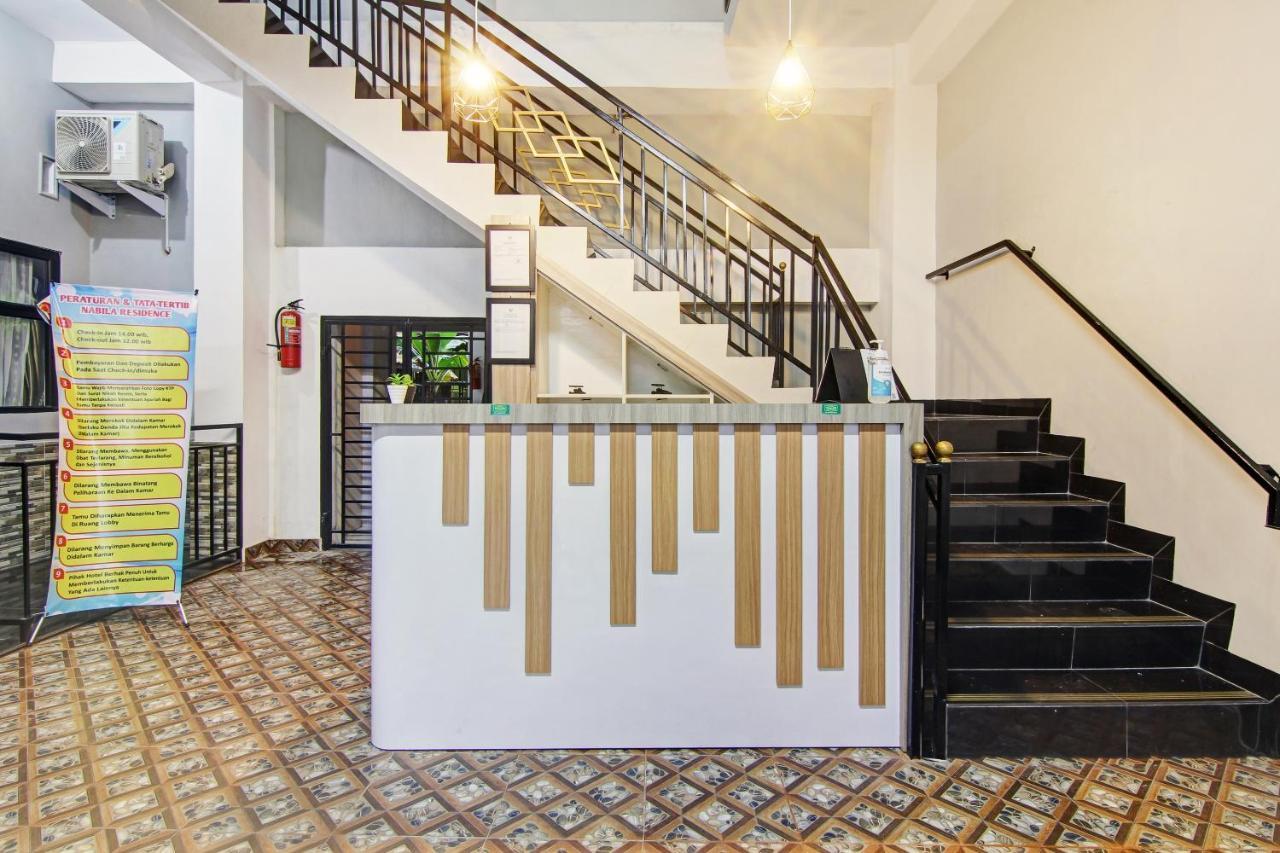 Oyo 90704 Nabila Residence Syariah Padang  Extérieur photo