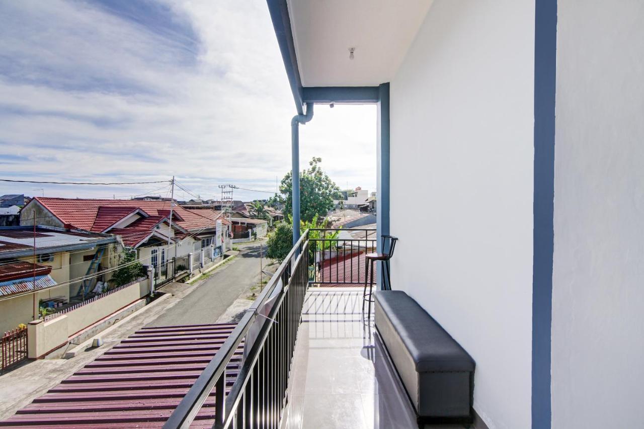 Oyo 90704 Nabila Residence Syariah Padang  Extérieur photo
