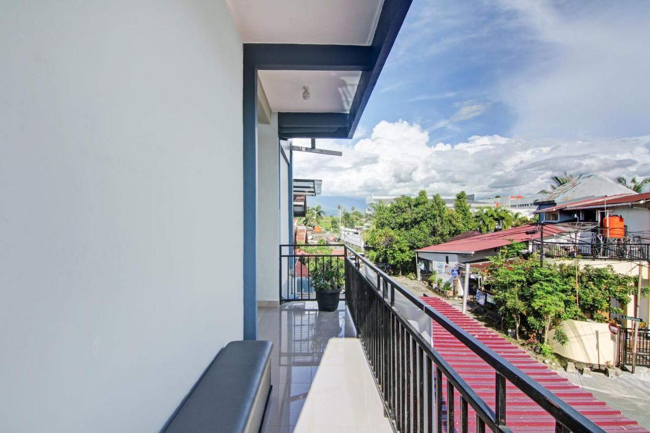Oyo 90704 Nabila Residence Syariah Padang  Extérieur photo