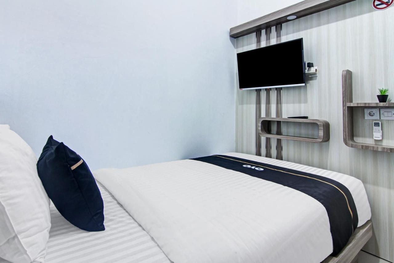 Oyo 90704 Nabila Residence Syariah Padang  Extérieur photo